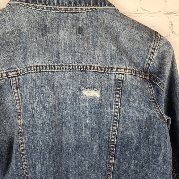 Kut from the Kloth Distressed Raw Hem Denim Jacket - Picture 9 of 10
